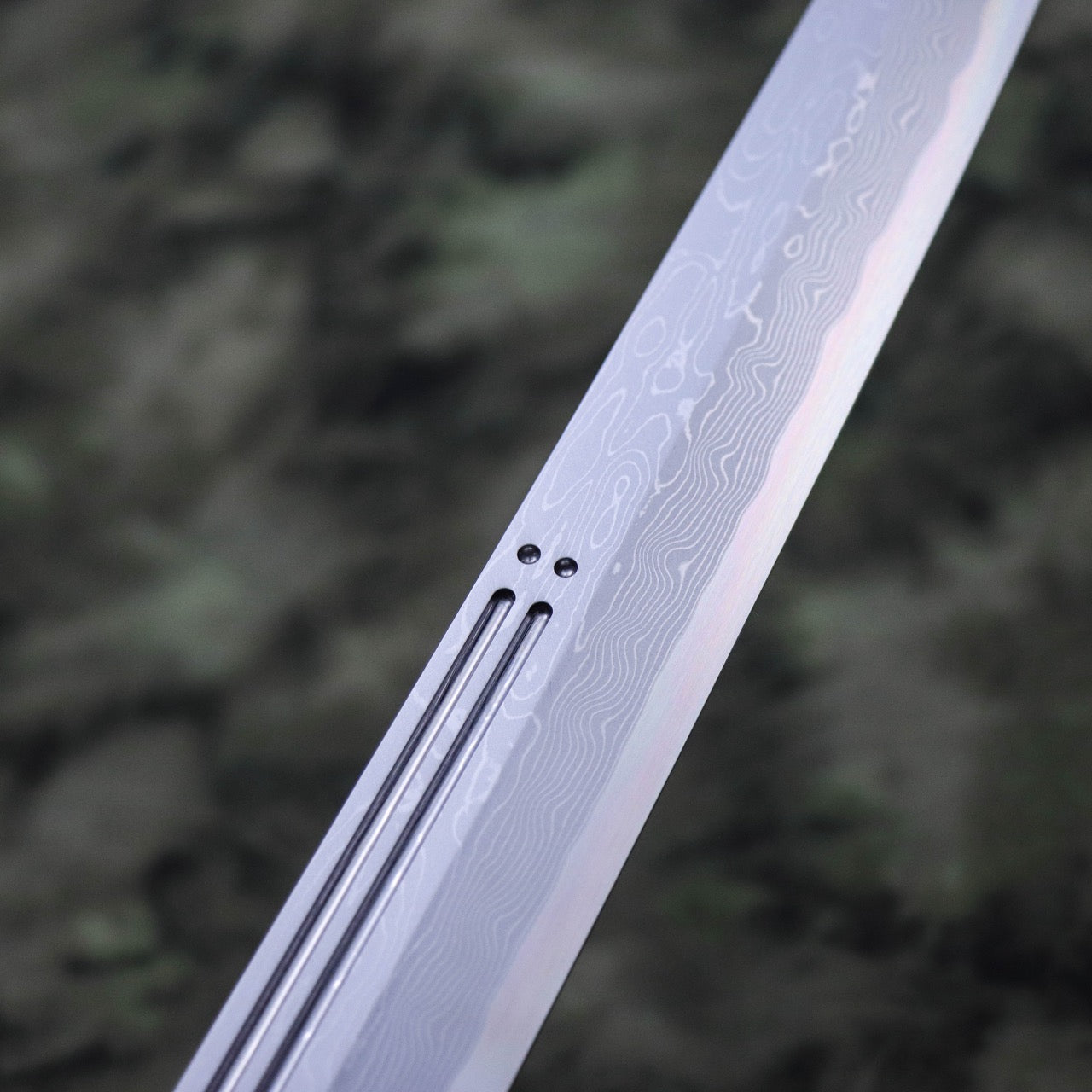 義弘作 青一墨流 護摩箸 珠玉二本彫 先丸柳刃 三銀卷八角柄