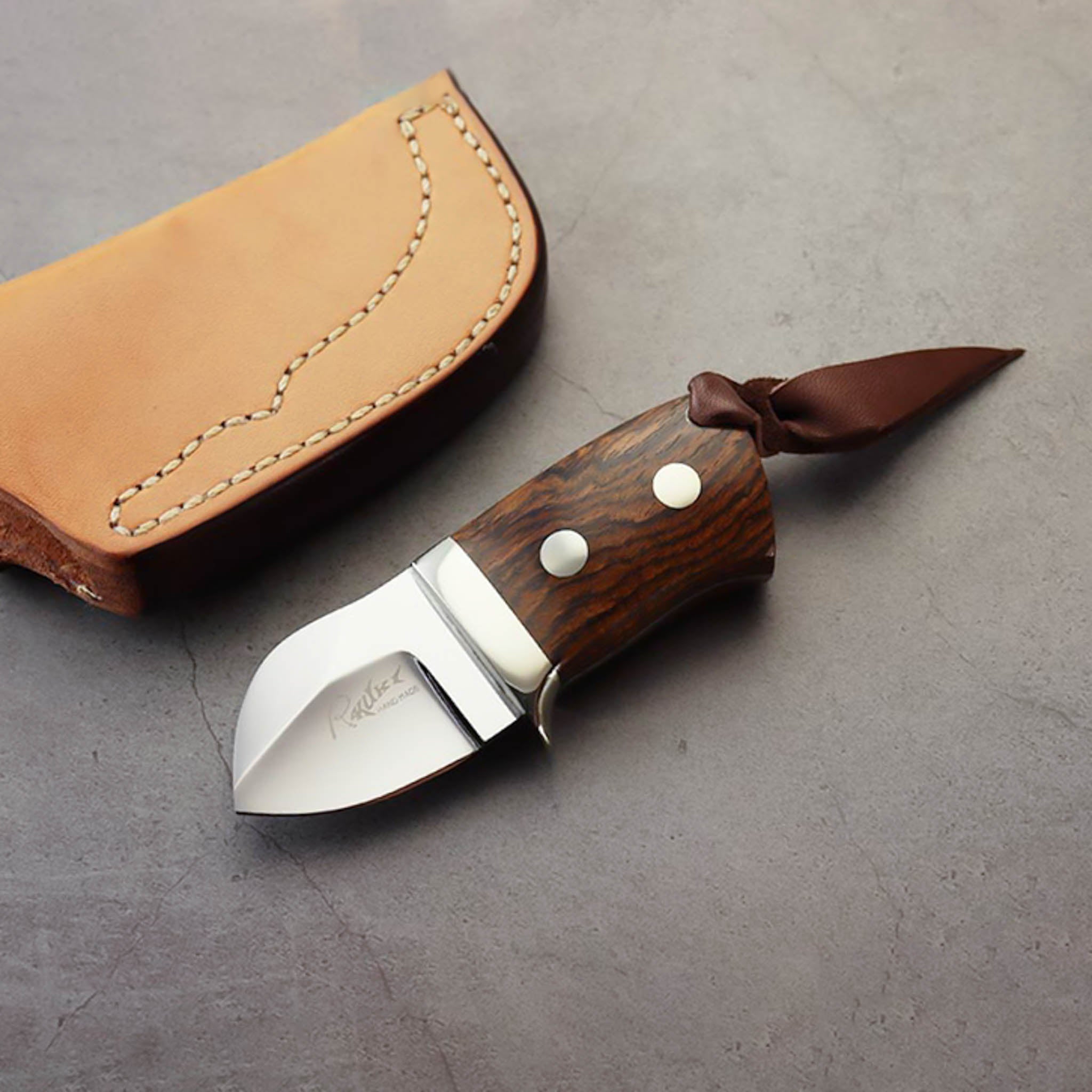 九鬼隆一作 Deformé 小型狩獵剝皮刀