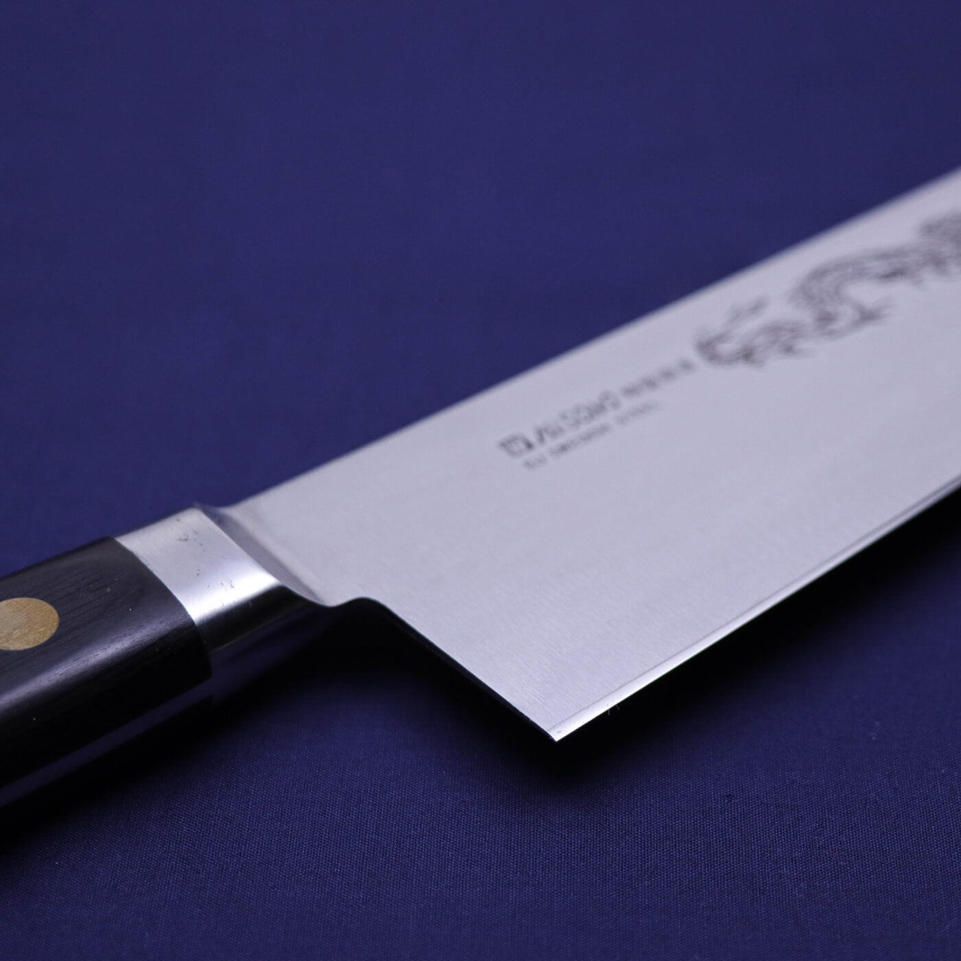 MISONO 瑞典高碳鋼 龍紋雕刻 洋牛刀