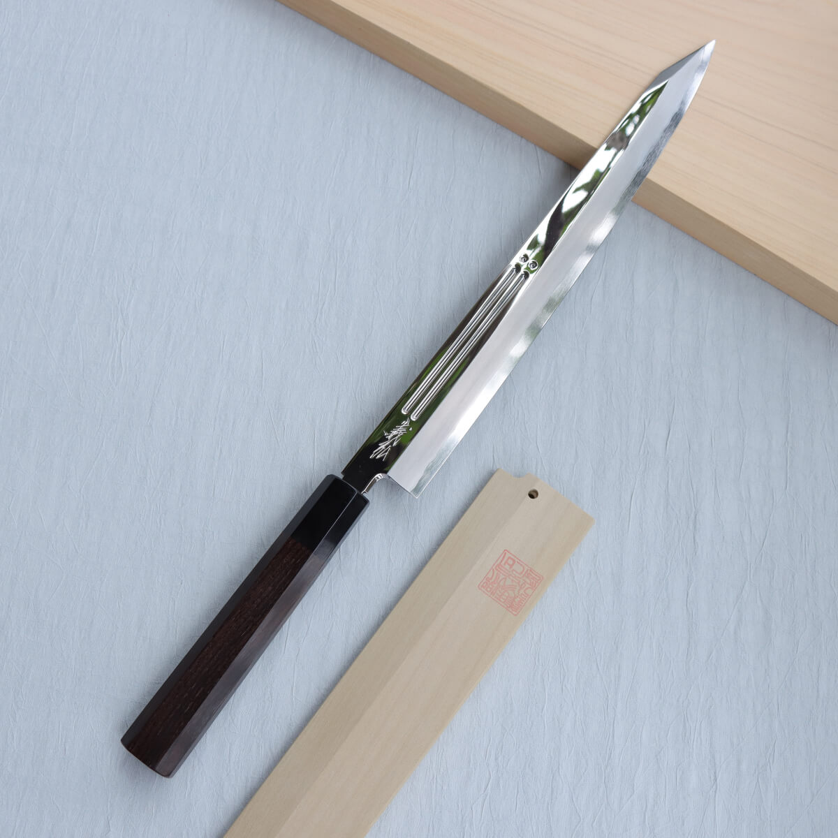 義弘作 銀三鏡面 勘所型切付柳刃 護摩箸 珠玉二本彫 黑八角