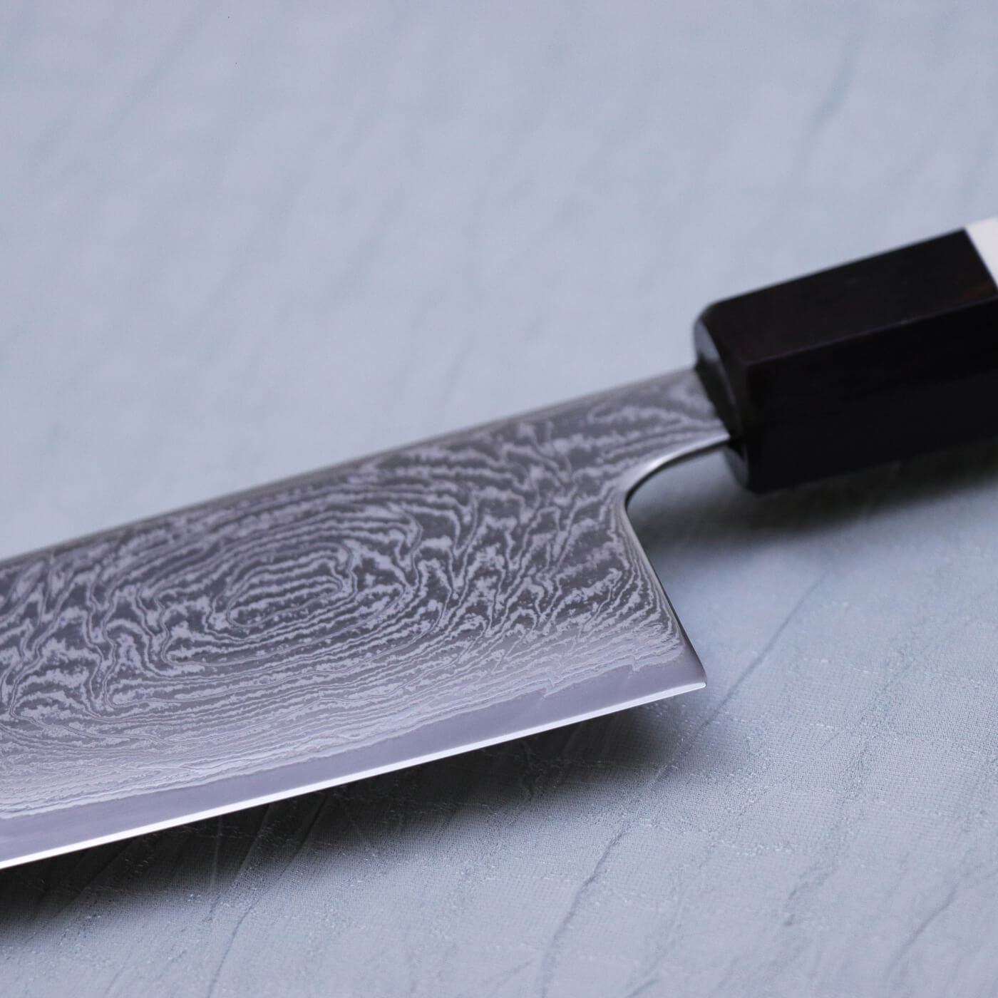 Yoshihiro AUS10 Damascus Stainless Steel Wa-Santoku