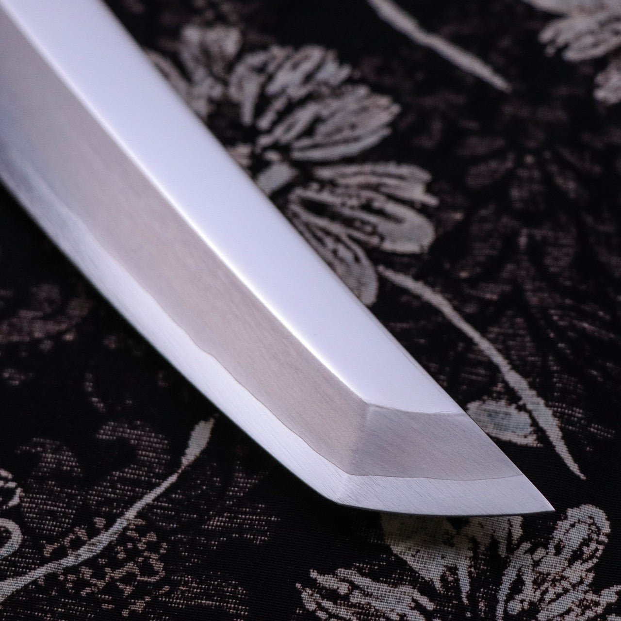 勝治作 銀三極鏡面 本霞研磨仕上 鬼反先丸柳刃 – yanpingknifesword