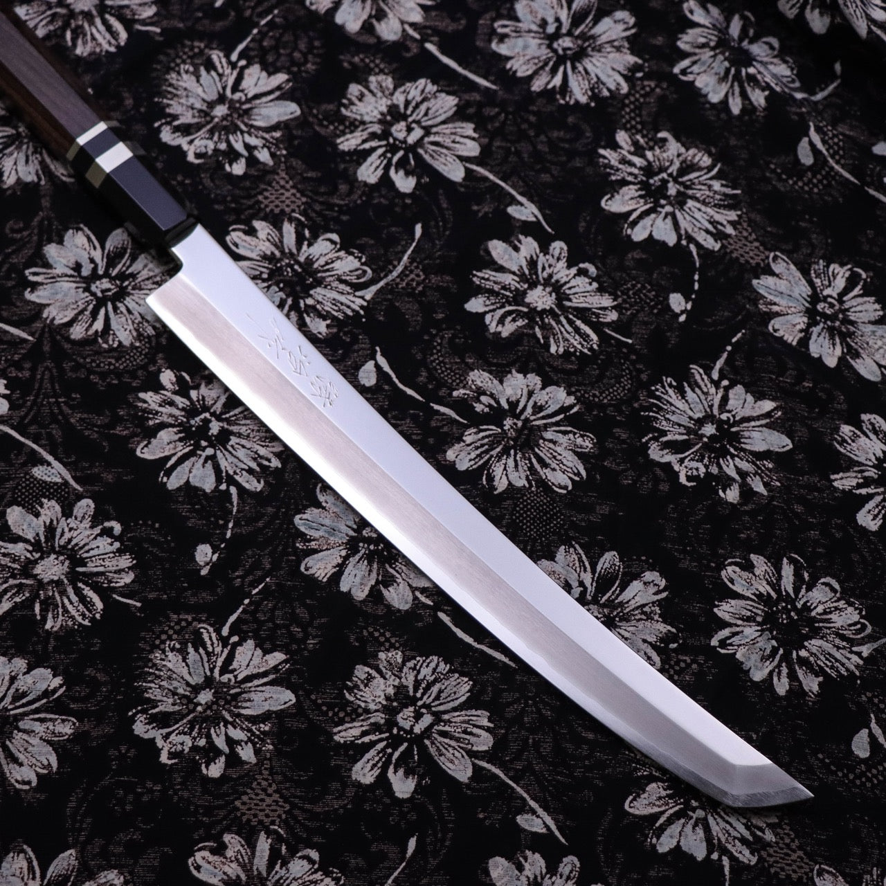 勝治作 銀三極鏡面 本霞研磨仕上 鬼反先丸柳刃 – yanpingknifesword