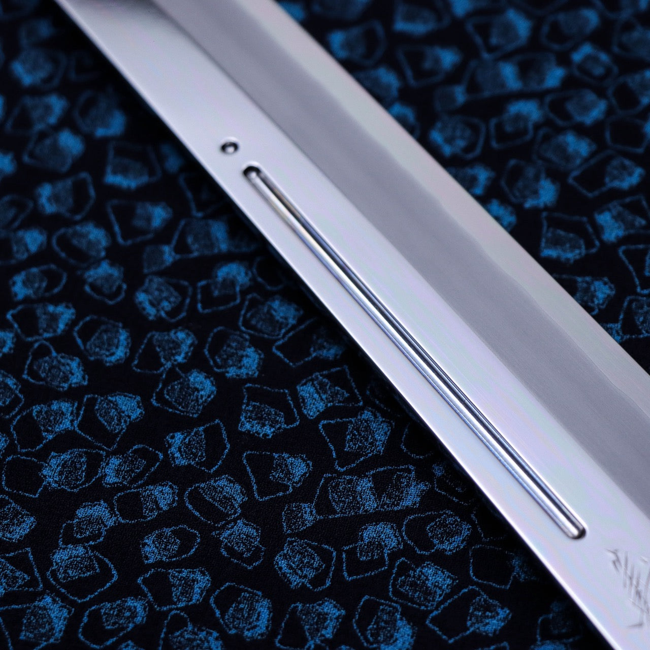 Yoshihiro Ginsan Mirror Finish Sakimaru Takohiki with Single Groove and Silver Ferrule Handle