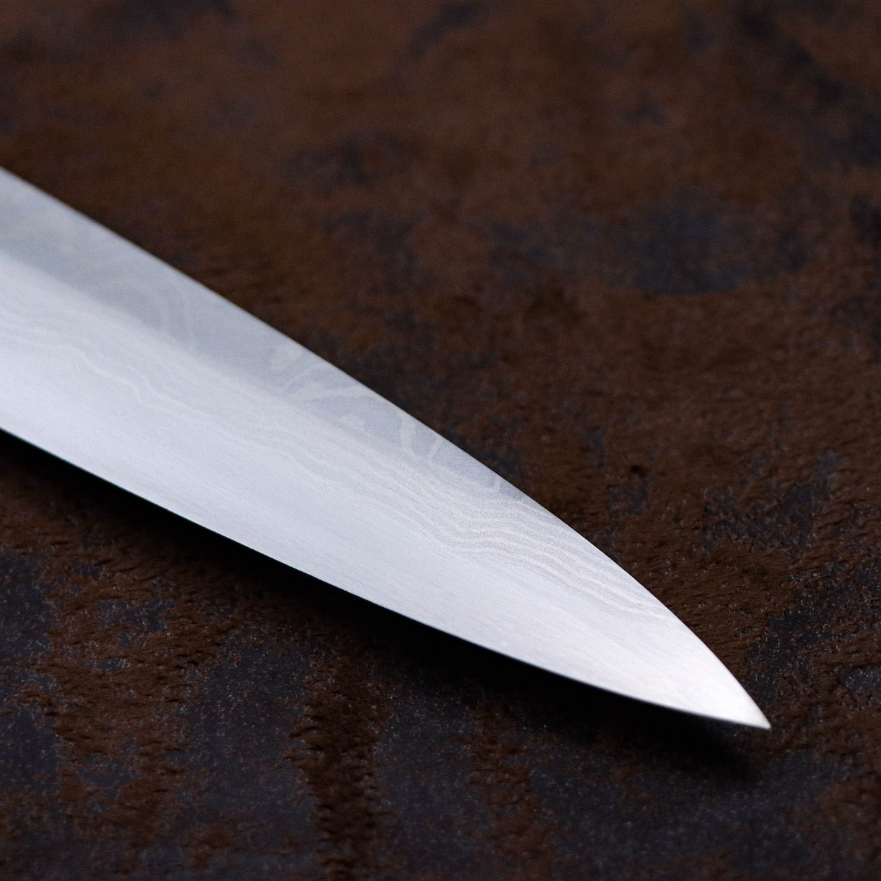 義弘作 銀三墨流 護摩箸 珠玉二本彫 柳刃