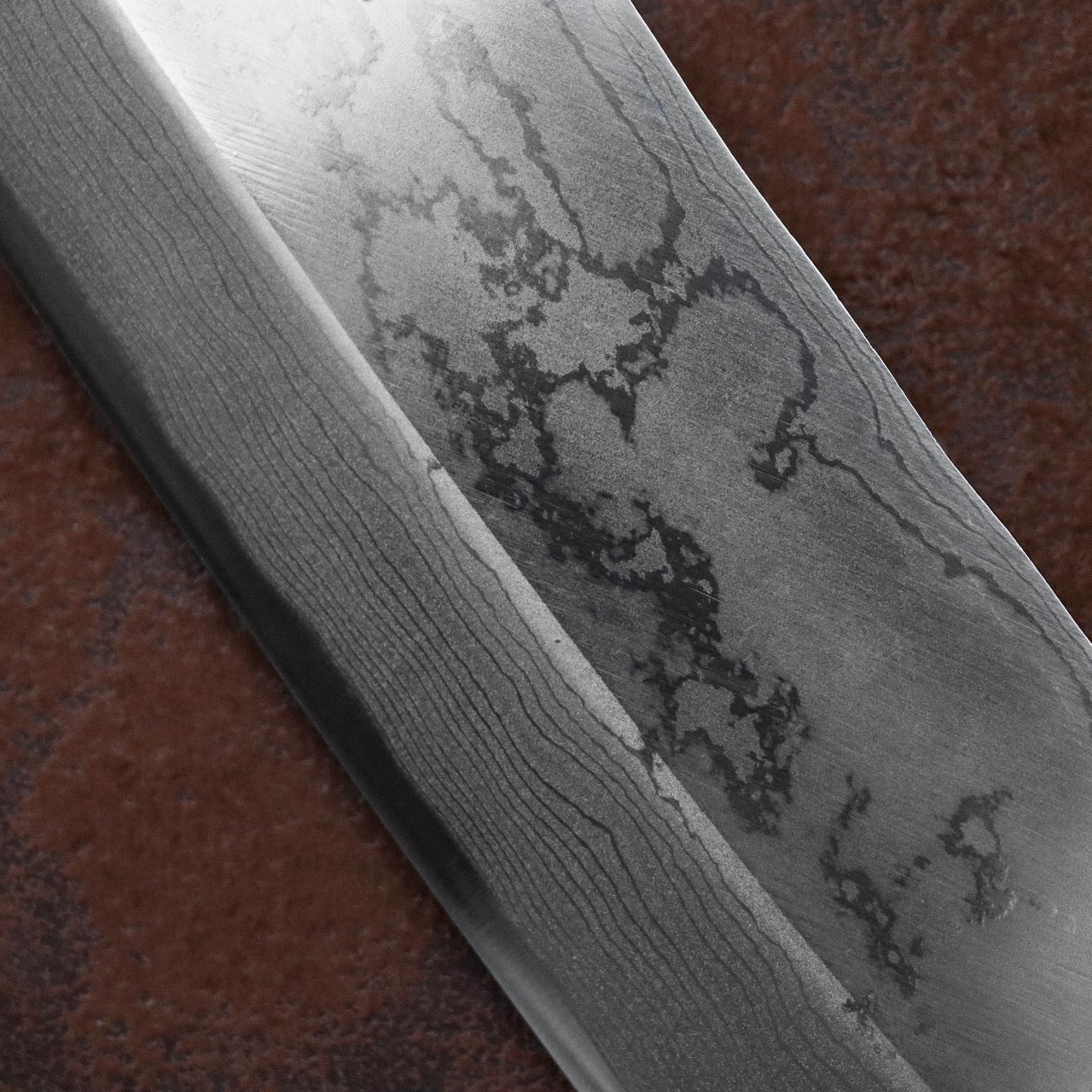 源右衛門作 白紙一號鋼 墨流 鋒之刀