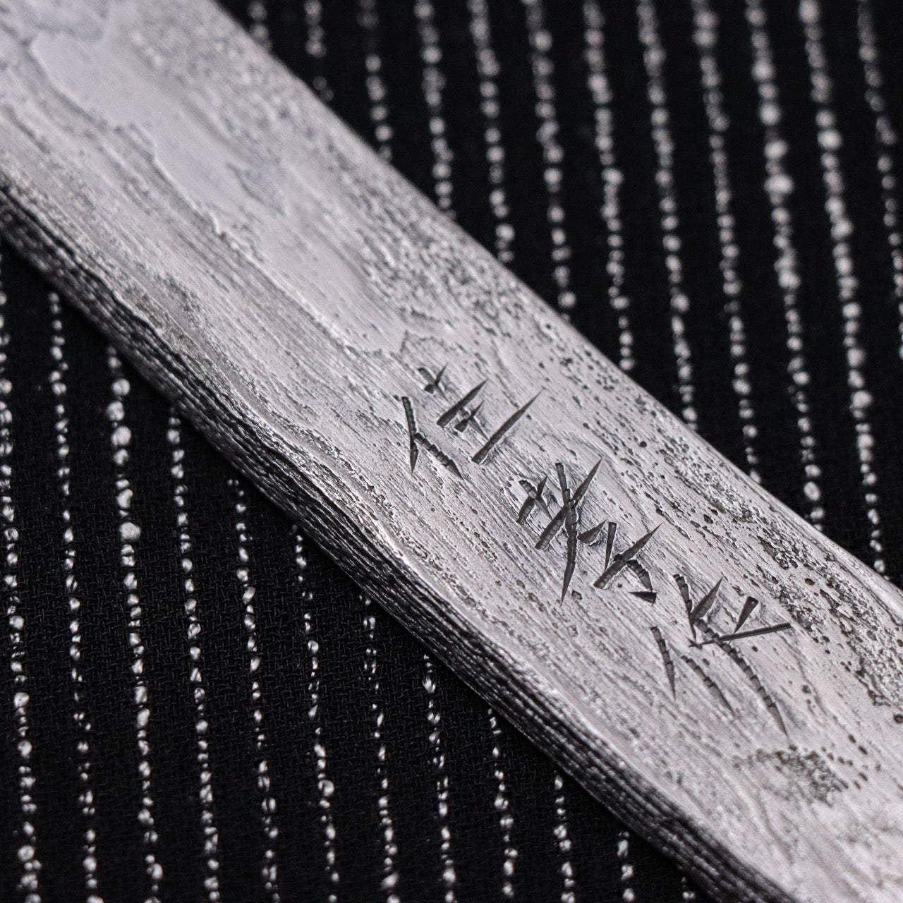 金高佳孝作 手工鍛煉古鐵白一鋼 共柄片刃小刀