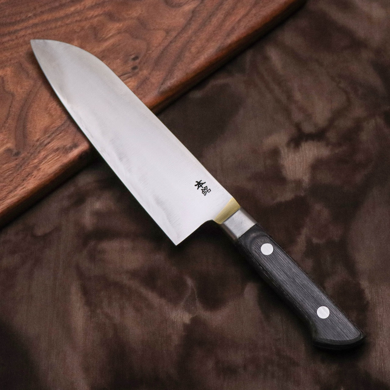 武藏國光月 無垢日本碳鋼本燒 黃銅焊鑲口金 洋三德刀