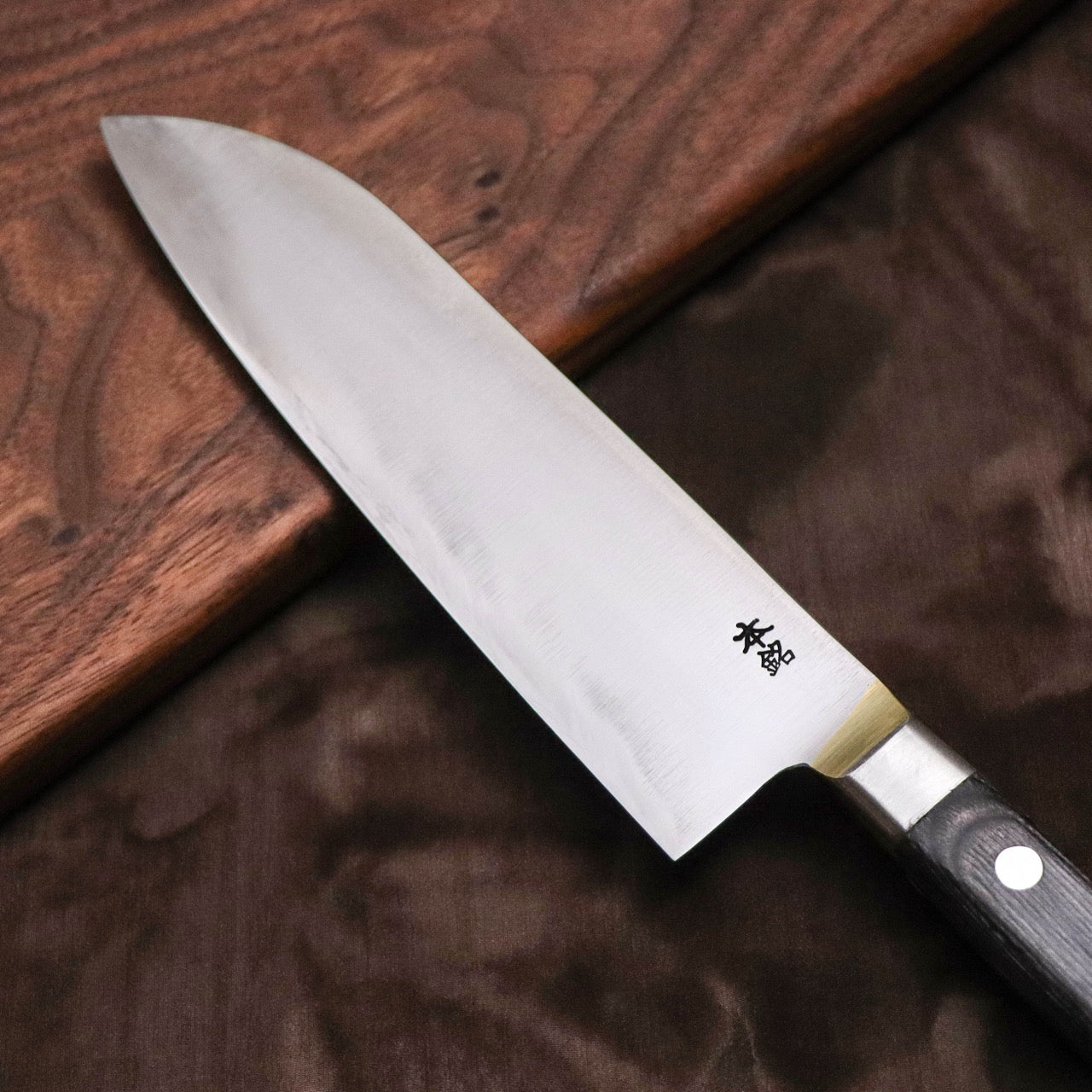 武藏國光月 無垢日本碳鋼本燒 黃銅焊鑲口金 洋三德刀