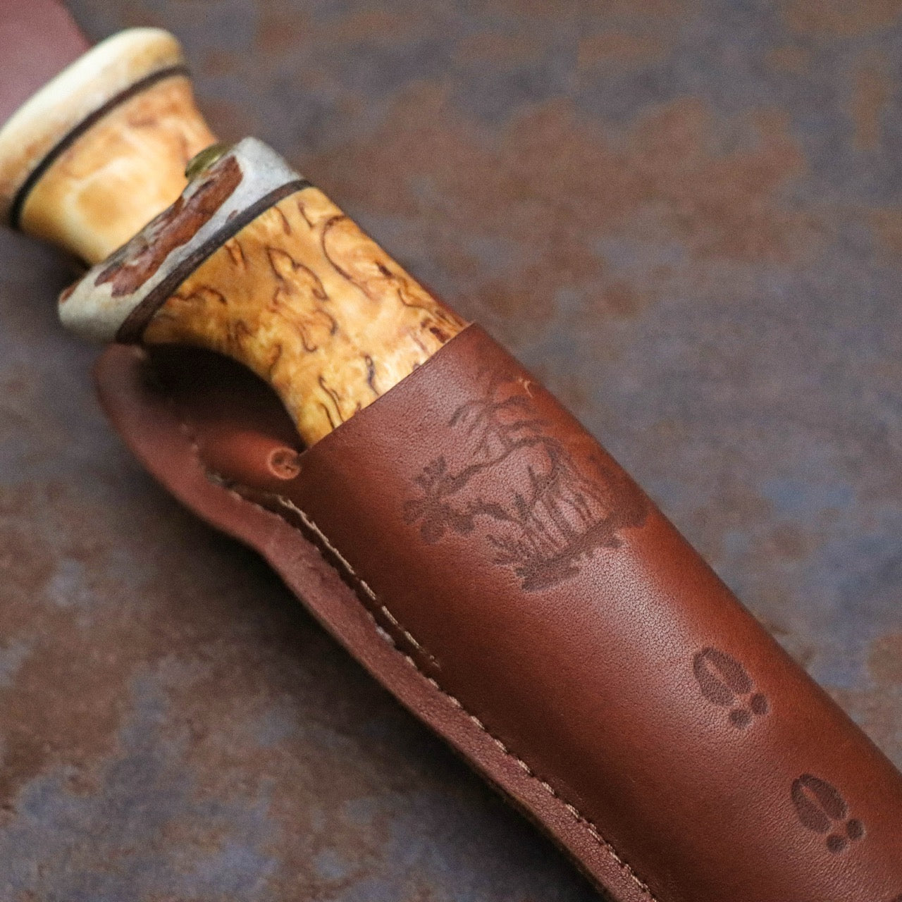 Wood Jewel 芬蘭鷹爪型小獵刀 樺木馴鹿角柄