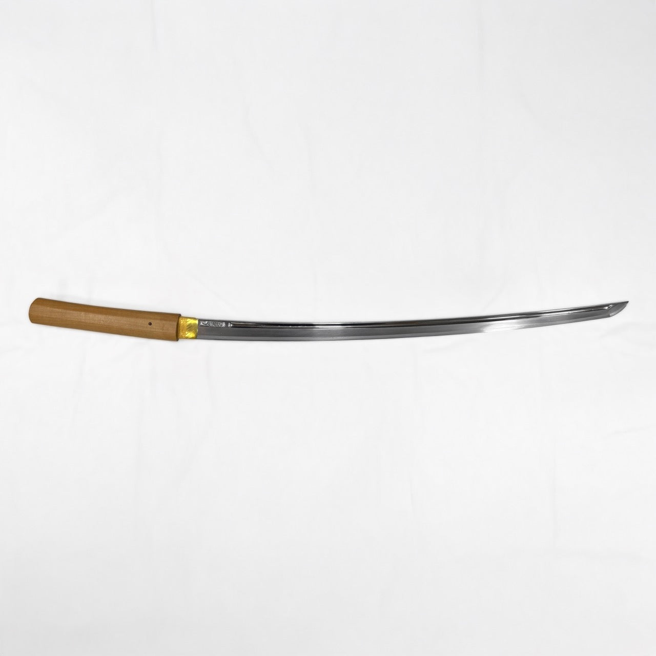 濃州住真勢子兼吉門人兼信 嫡子丹波修司兼延鍛之 昭和四十八年正月吉辰