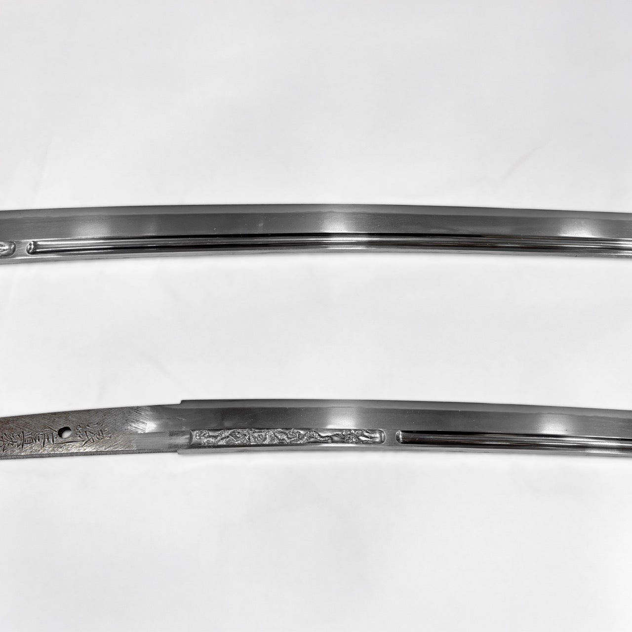 濃州住真勢子兼吉門人兼信 嫡子丹波修司兼延鍛之 昭和四十八年正月吉辰