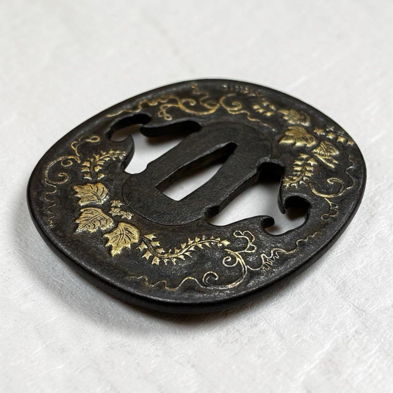 鐔 投桐圖