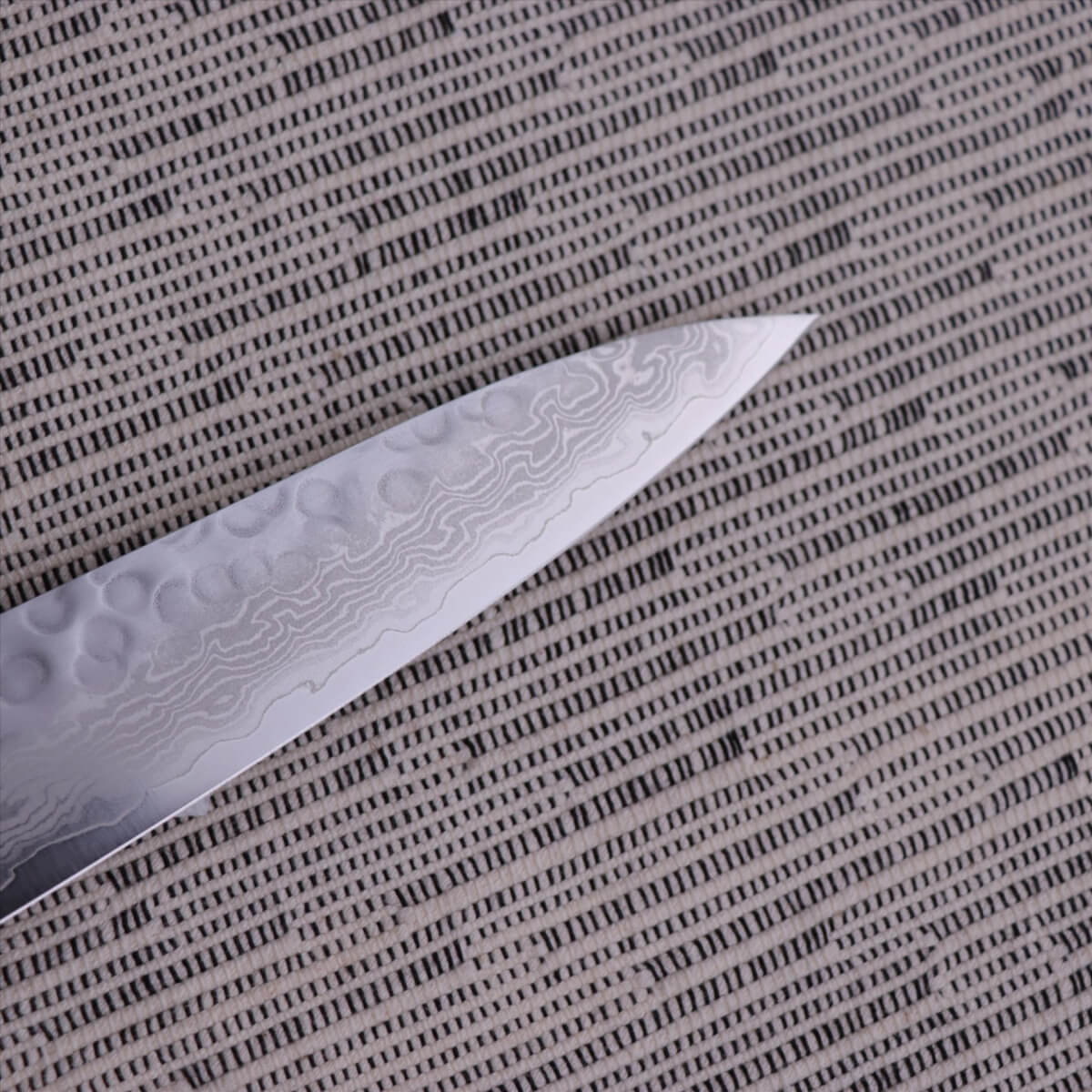 JIKKO Tsuchime Finish VG10 17-layer Damascus Steel Sujihiki