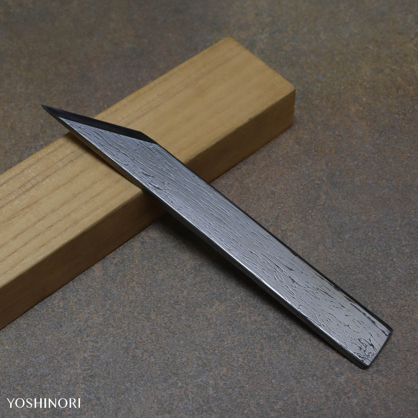 藤原佳孝作 鋼索夾鋼切出