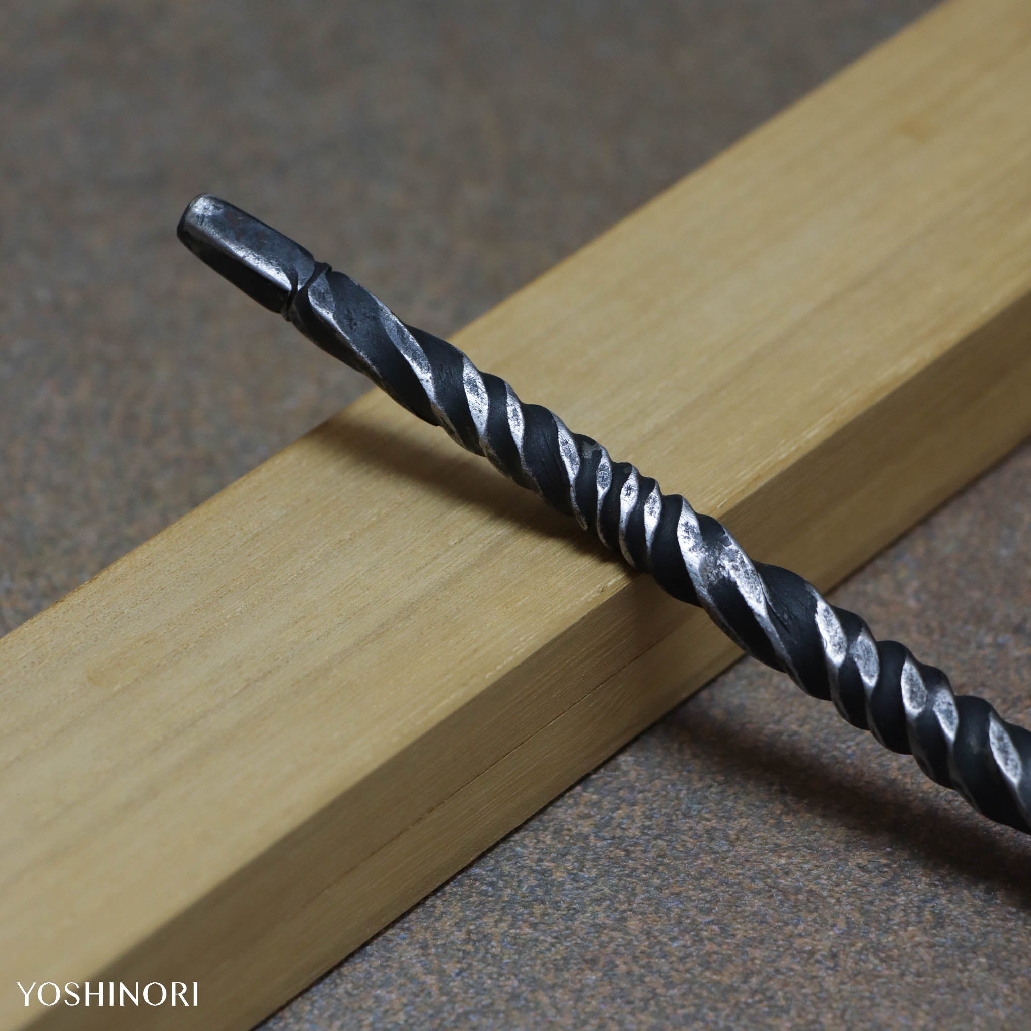 藤原佳孝作 螺旋形木工雕刻小刀