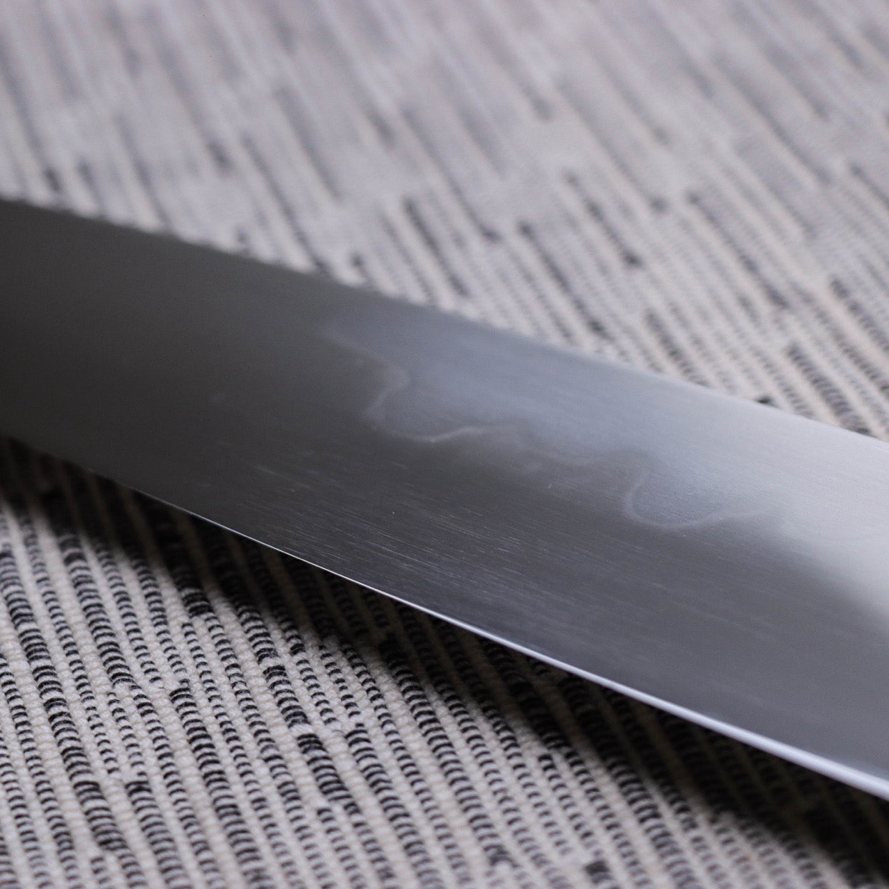 Minamoto Akitada White #3 Steel Tyouji Hamon Honyaki Wa-Gyuto