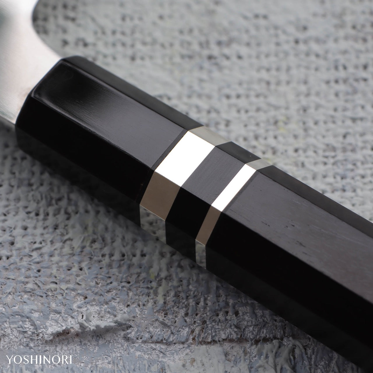 源昭忠 DX青二鋼 水本燒鏡面「蛙子丁子刃紋」和牛刀 付本漆螺鈿變塗鞘