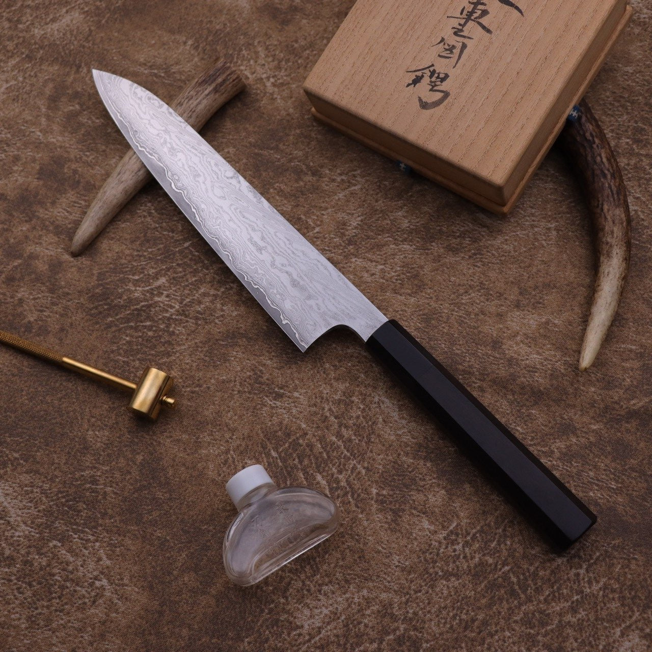 堺昇龍 手工鍛造秘傳日本不鏽合金鋼 金波黑檀和牛刀