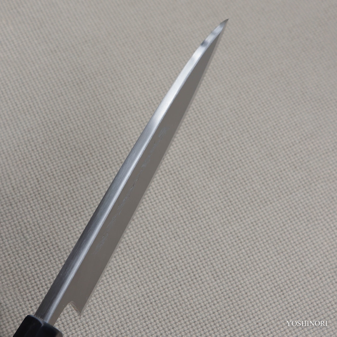 義弘作白二鋼本霞相出刃朴木八角柄– yanpingknifesword