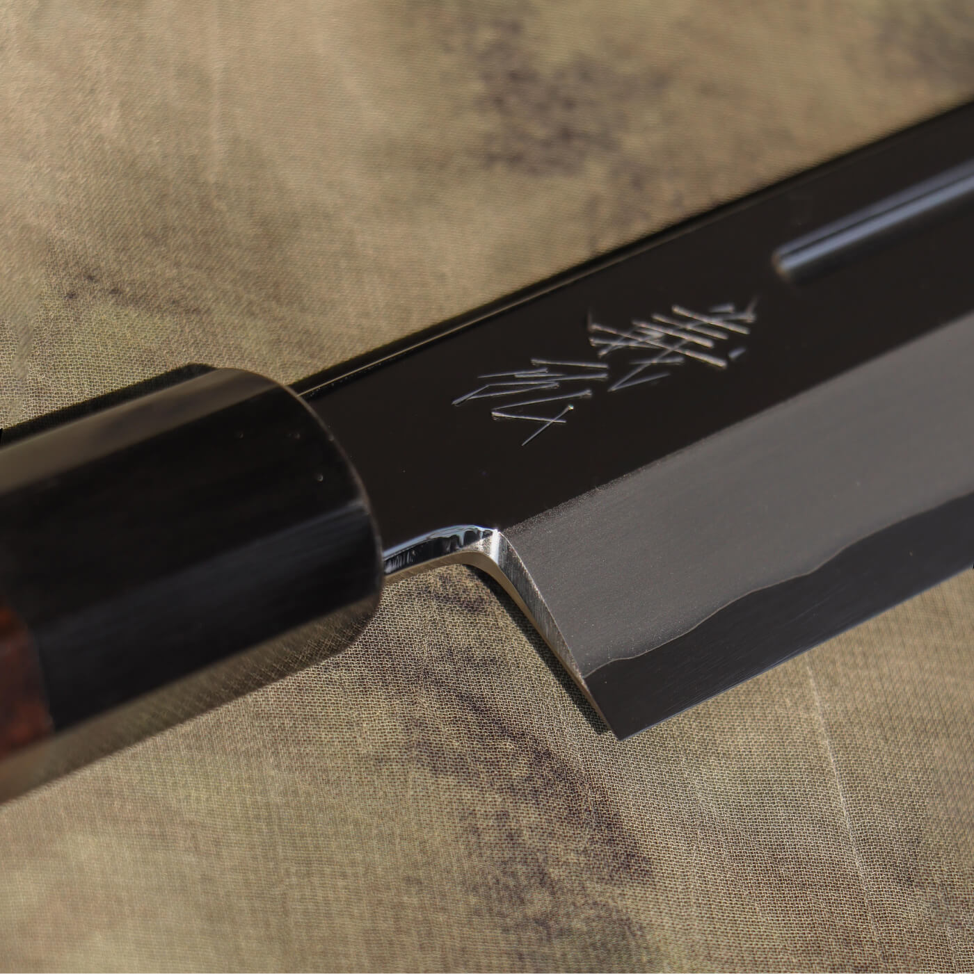 Yoshihiro Ginsan Mirror Finish Sakimaru Takohiki with Single Groove