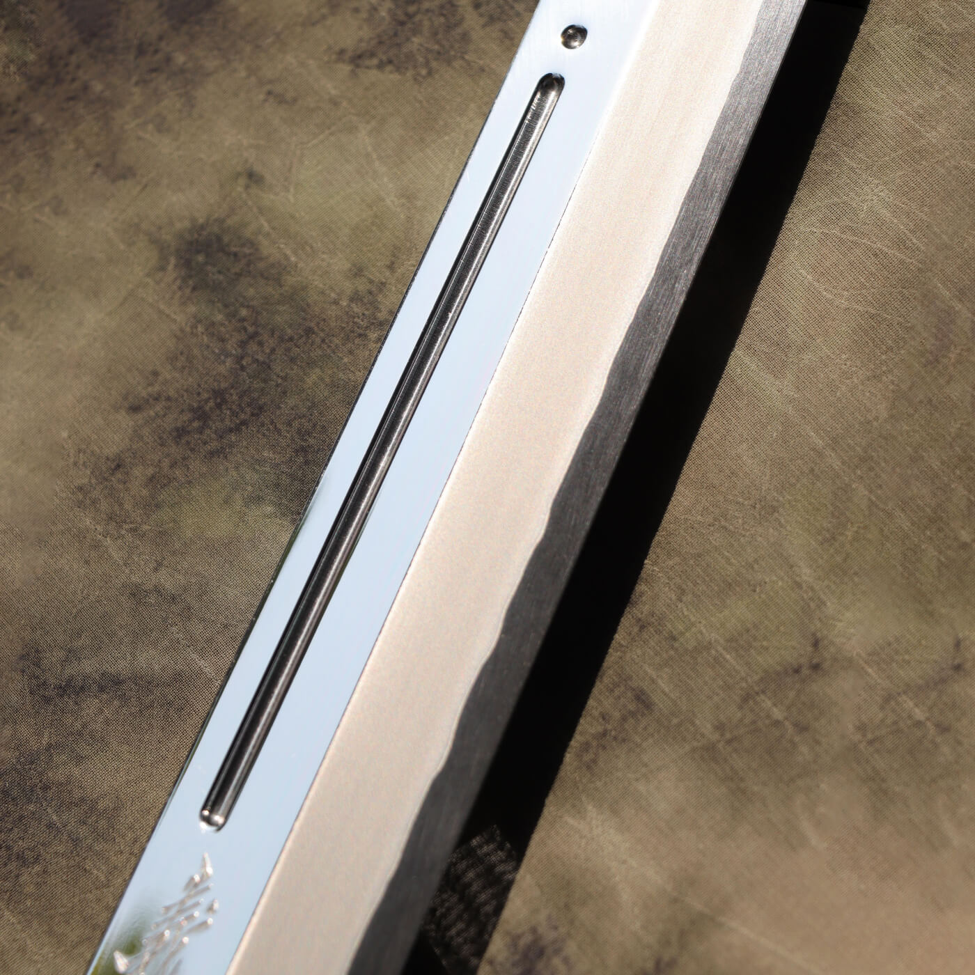 Yoshihiro Ginsan Mirror Finish Sakimaru Takohiki with Single Groove