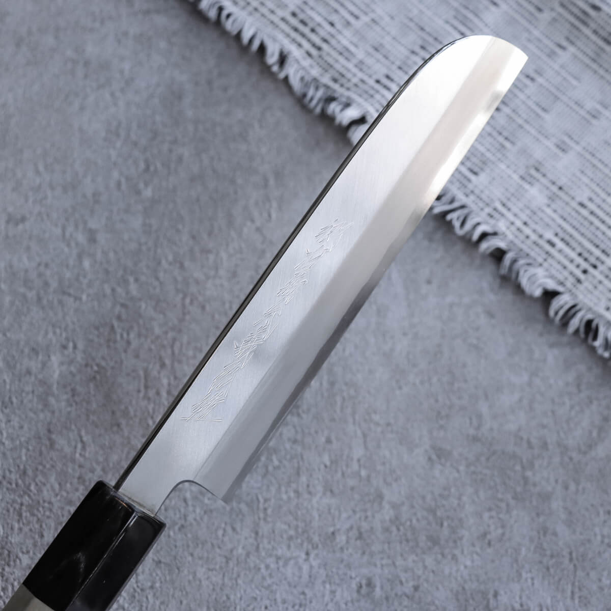 Yoshihiro Silver #3 Hon-Kasumi Kamagata Usuba Magnolia Handle