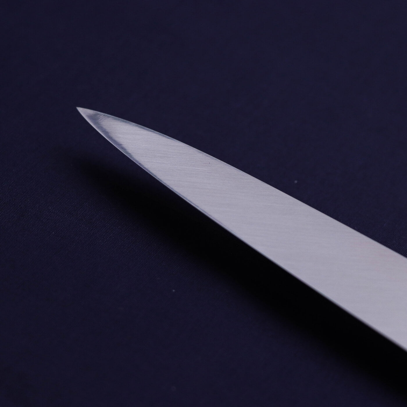 義弘作 銀三鏡面 河豚引柳刃 黑八角