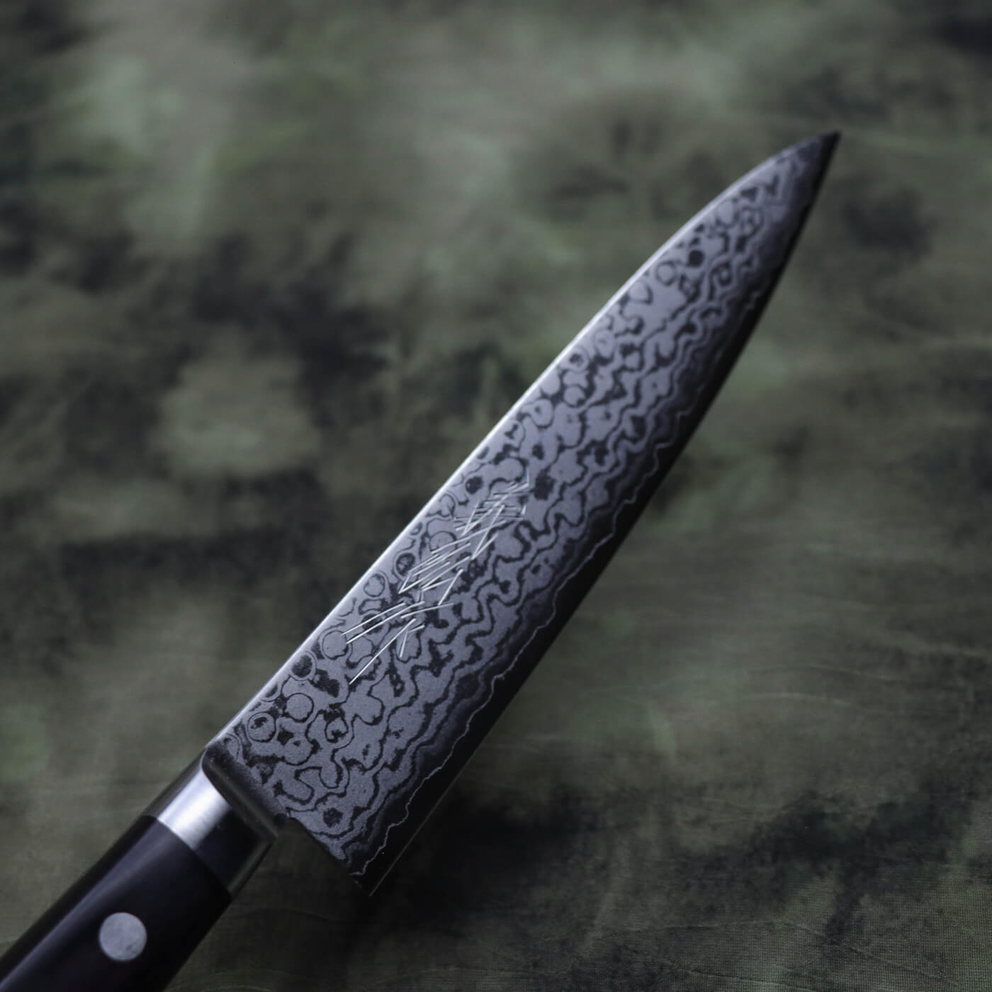 Yoshihiro VG10 17-layer Damascus Steel Petty Black Pakkawood Handle