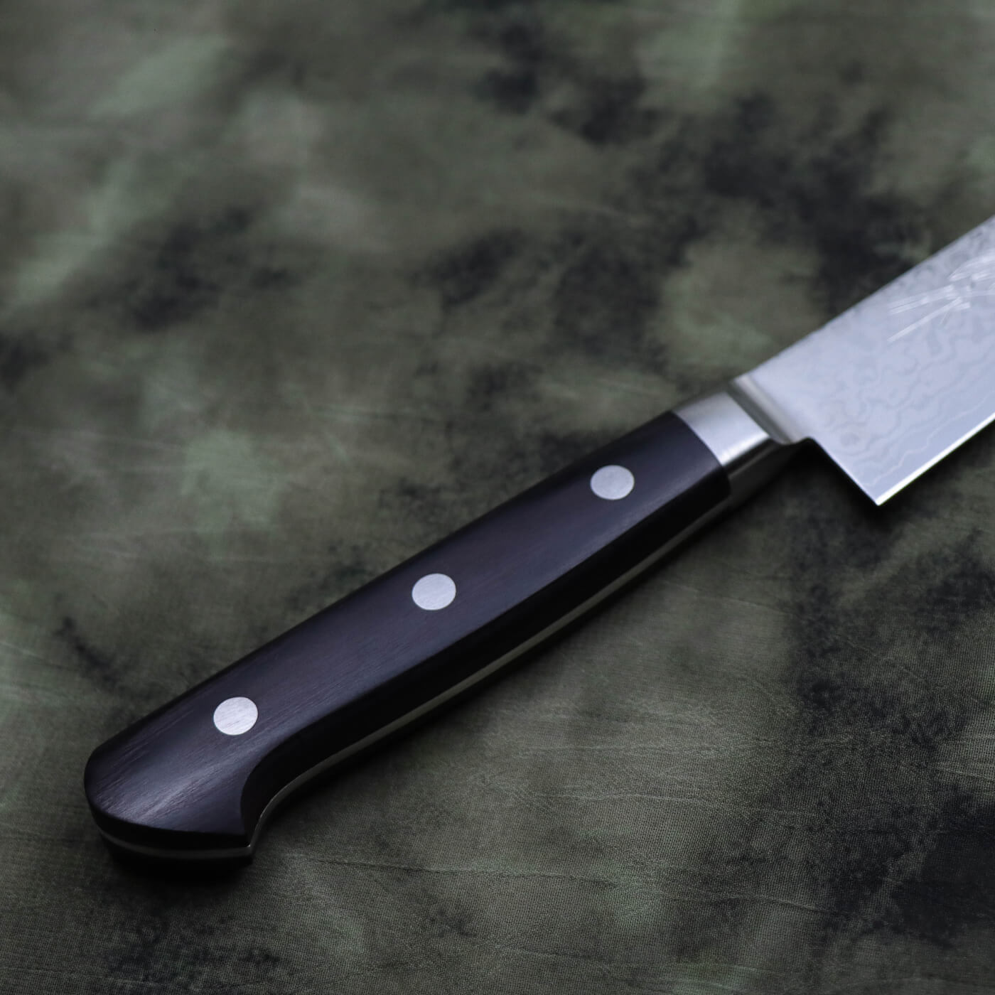 Yoshihiro VG10 17-layer Damascus Steel Petty Black Pakkawood Handle