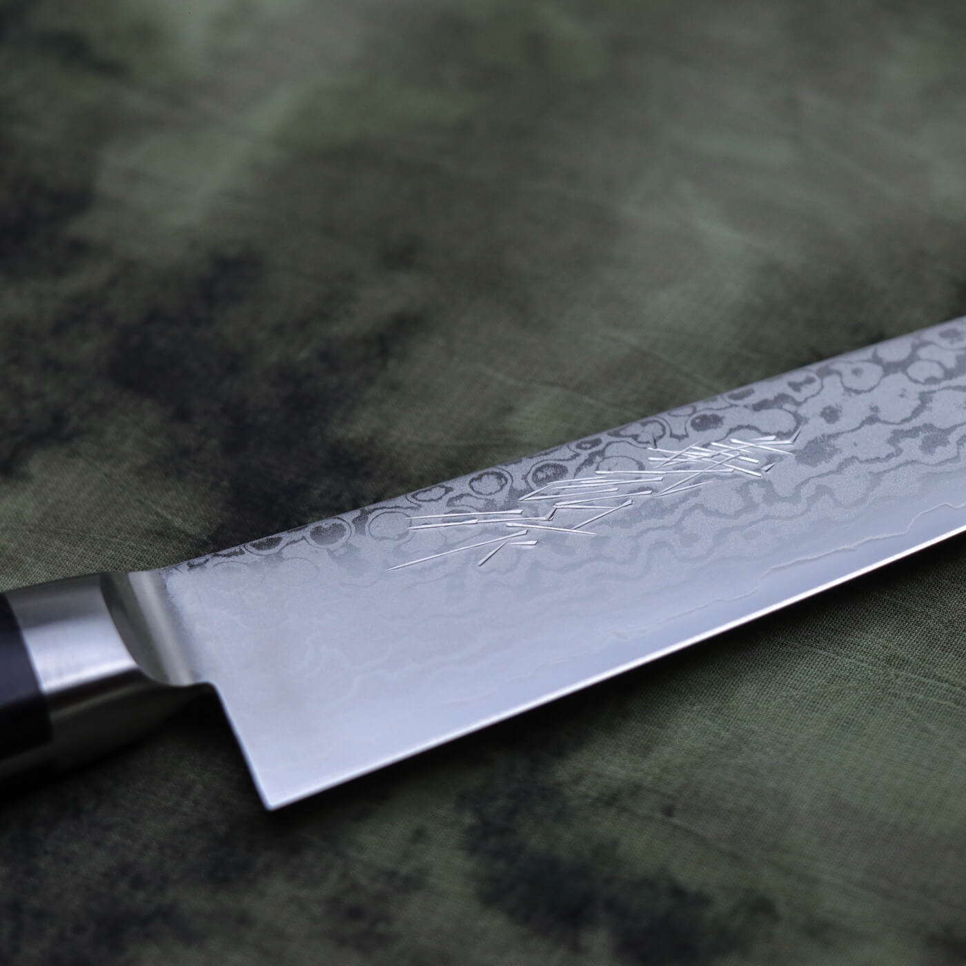 Yoshihiro VG10 17-layer Damascus Steel Petty Black Pakkawood Handle