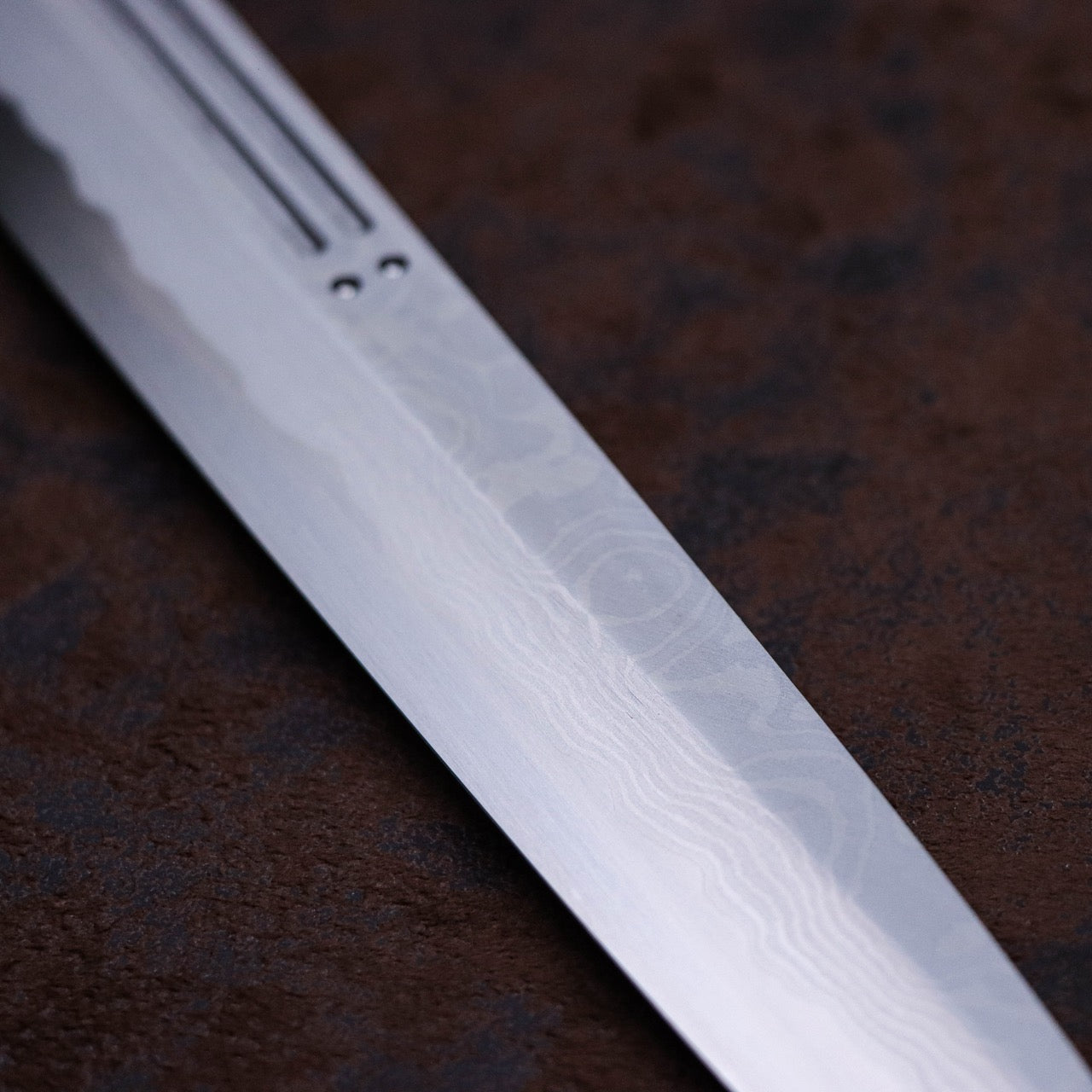 義弘作 銀三墨流 護摩箸 珠玉二本彫 柳刃