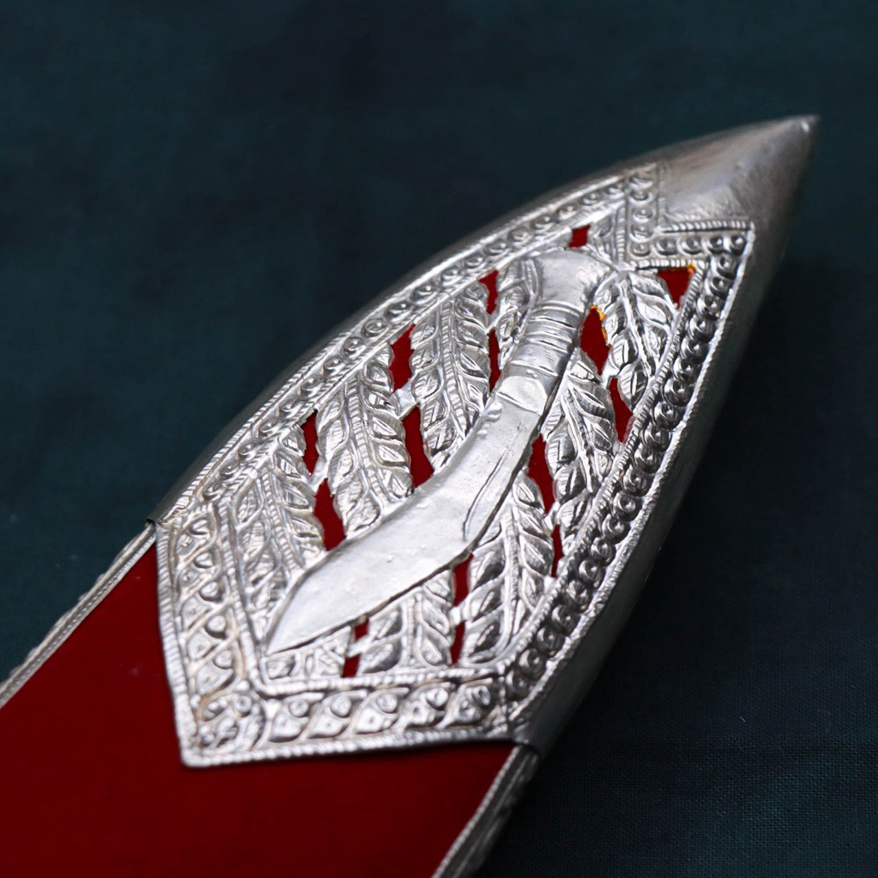 Khukuri House 手工鍛造 廓爾喀雕龍彎刀 銀製雕刻刀鞘