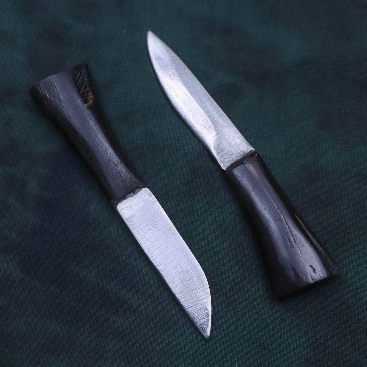 Khukuri House 手工鍛造 廓爾喀雕龍彎刀 銀製雕刻刀鞘